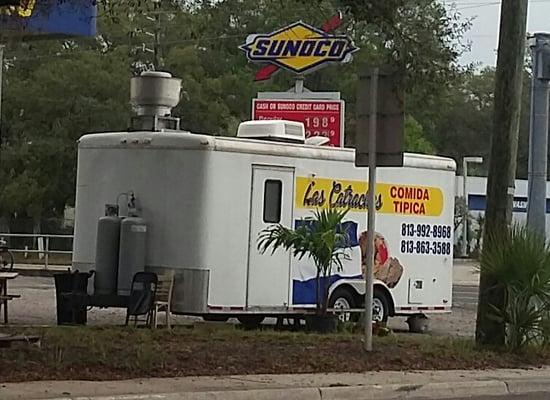 Las Catrachas Comida Tipica