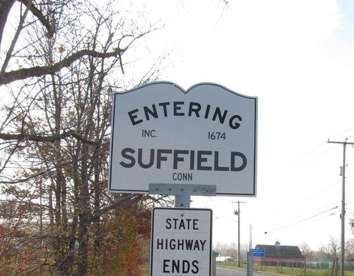 Entering Suffield from Agawam.