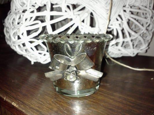Votive candle holder