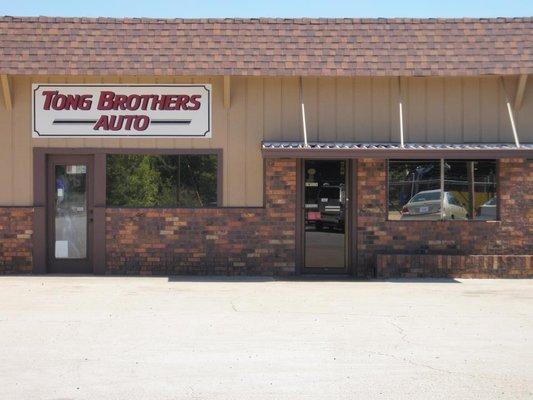 Tong Brothers Auto