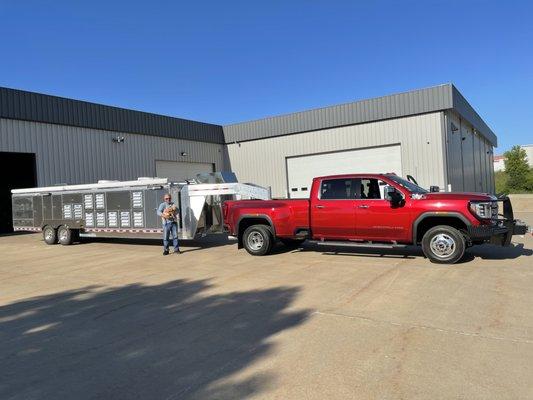 Ainley Kennels & Fabrication