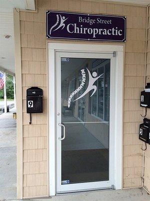Awesome experience at Bridge Street Chiropractic. Dr. Meniates was incredibly knowledgeable and absolutely helped me with my back issues!!!