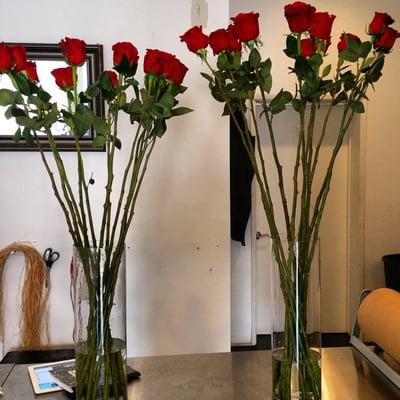 2$ roses cant beat it