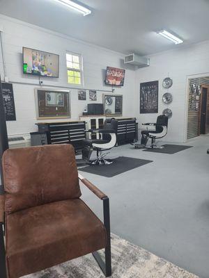 Gearheads Scissor & Shave Shop