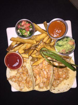 Shrimp Taco with chipotle...mmmm!