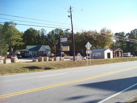 U-Haul Neighborhood Dealer