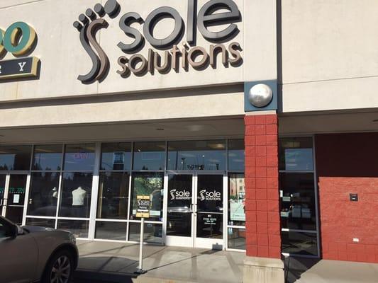 Local ownership, awesome customer service and the highest quality shoes