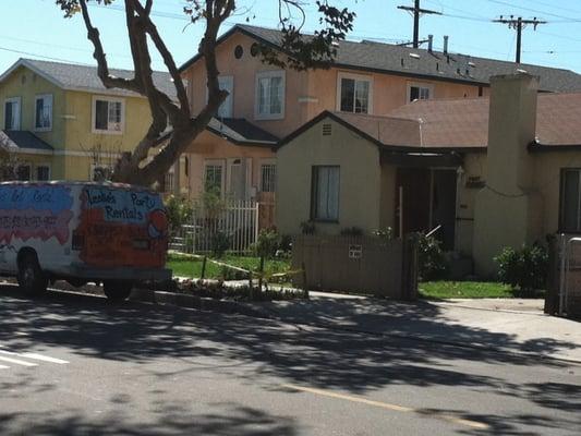 Leslies Party Rental