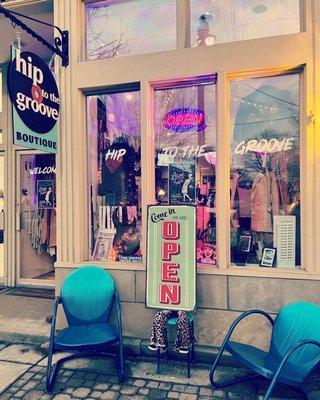 New, vinTage and up-cycled clothing, albums and art. Music related them and live music!