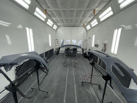 Transform your vehicle with Hernandez Custom Paints - where quality, creativity, and customer satisfaction is guaranteed.