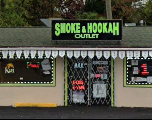 Smoke And Hookah Outlet