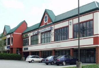 Great location on Beechmont Avenue in Oaktree Centre.