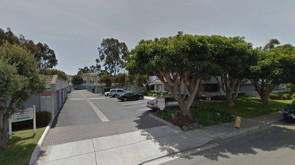 H & R Harbor Village