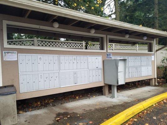 These are easily pried open often