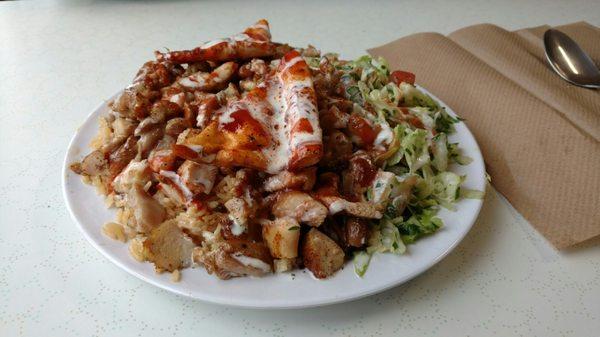 Close up of the chicken and shawarma over rice