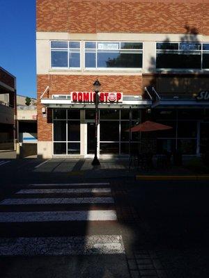 Comic Stop store is completely empty. Appears to have closed, as there are no "moved to" signs.