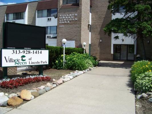Village Green of Lincoln Park / The Kiwanian Apartments in Lincoln Park, MI