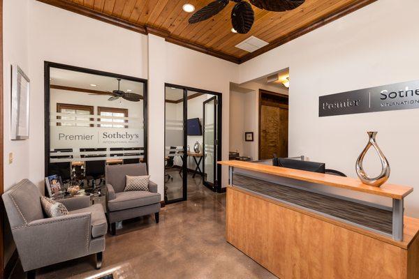 Thorsten Koester - Luxury Pinellas Homes