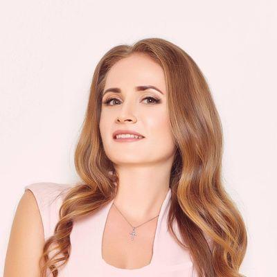 Karine Wedemeyer - Aloha Sotheby’s International Realty