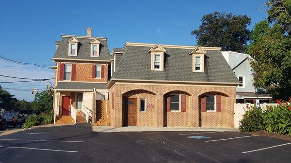 Lyndsay C Kuzmak, DDS