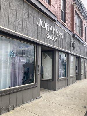 Michael Michael’s Hair Studio at JoAnne’s Salon