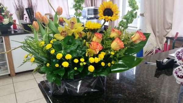 Another lovely arrangement by Hyacinth Flowers. Within budget, always kind and outstanding customer service! So talented!