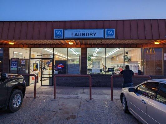 Pinon Placita Laundry