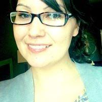 Photo of Roxanne K.