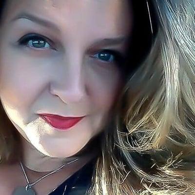 Photo of Crystal E.