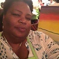 Photo of Lisa B.