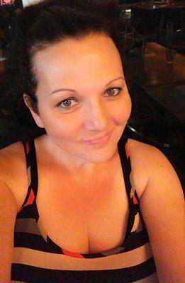 Photo of April C.