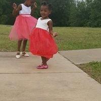 photo of CheVaughn M.