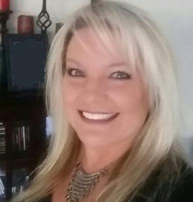 Photo of Lorri D.