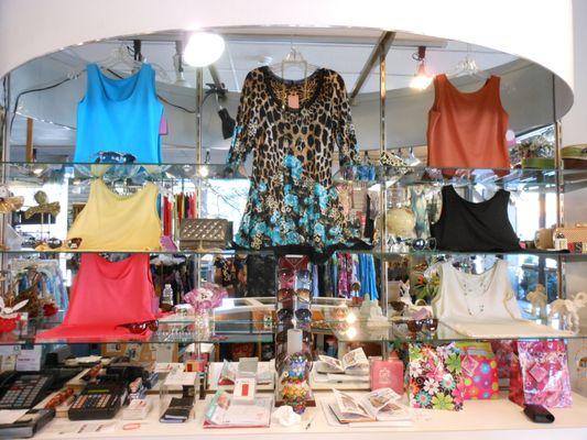 Jeunesse Women's Fashions & Shoes Boutique