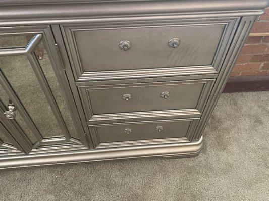 Reps' Discount Furniture