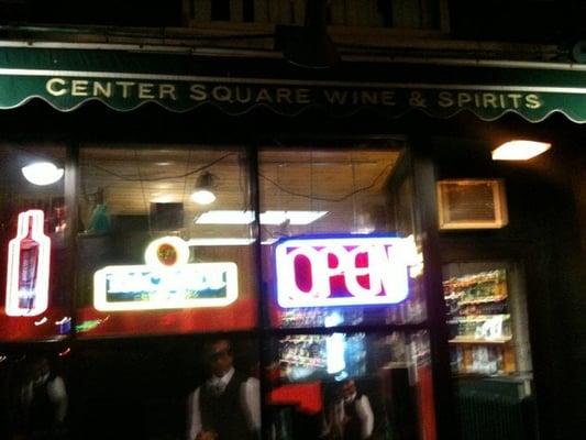 Center Square Wine & Spirits