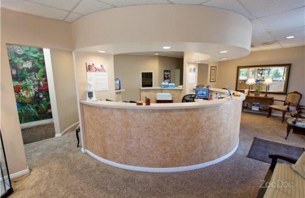 Dr. Susana Kay Front Office