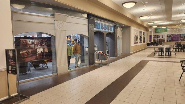 The store view from inside the mall!