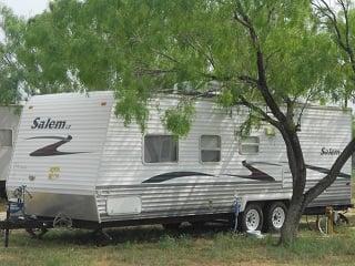 EZ RV Park & Lodging