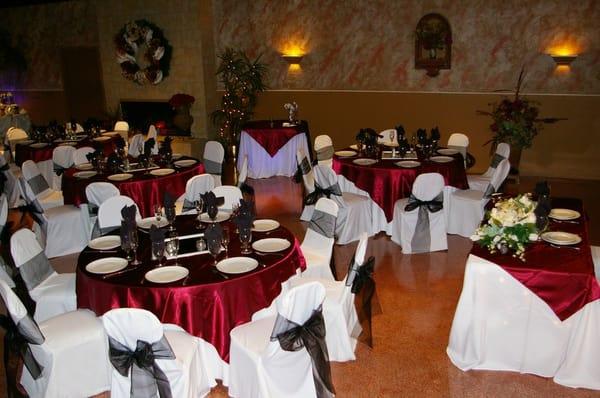 wedding receptions at Allure Gardens banquet hall