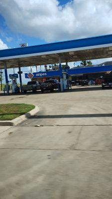 Una de las entradas en el frente