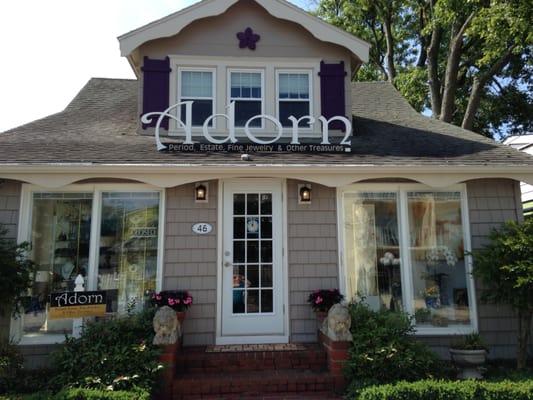 Jewelry, Estate Jewelry, Watches, Collectibles & Appraisal Services