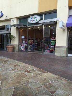 Store front in chino hills shoppes