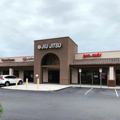 2500 N Silverbell Rd #140