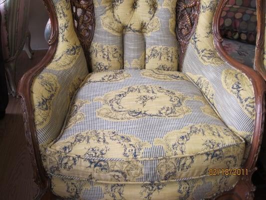 chair upholstery in los angeles