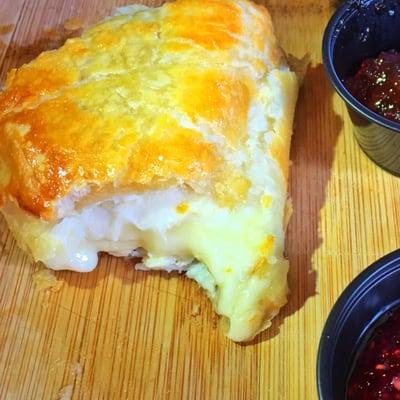 The baked Brie is awesome