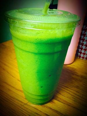 Pineapple Mango Orange + wheatgrass and Spirulina
