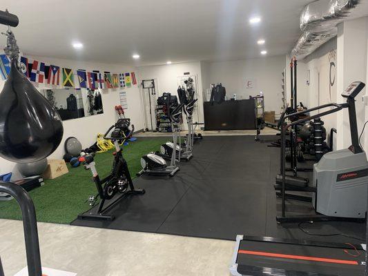 Here's a look Inside the CADE FITNESS personal training facility.