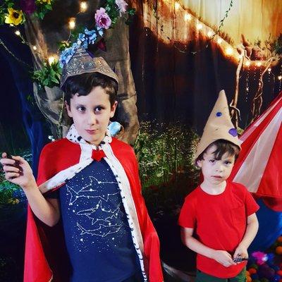 Arts and crafts making wizard hats and magic wands!