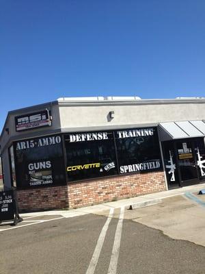 Corvettes and guns?! Can't go wrong